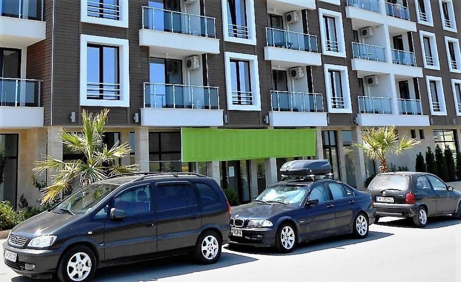 Apartments Stamopolu Lux With Pool View Primorsko Exterior photo